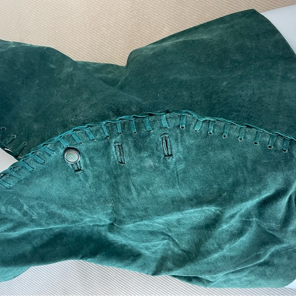 Emerald green suede vest - Picture 3 of 5
